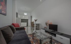 Kosmos Service Apartment City Center 3 With Additional Cost Parking